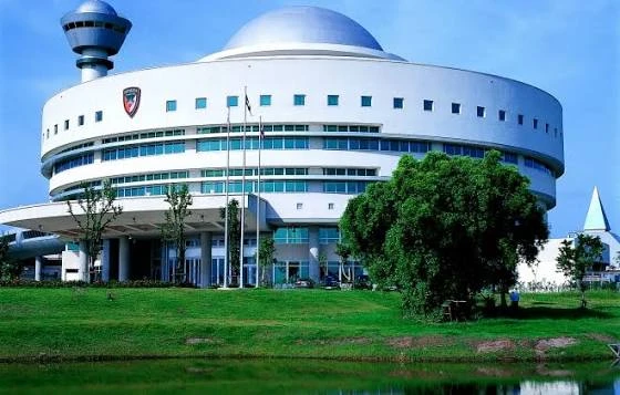 Western Sydney University